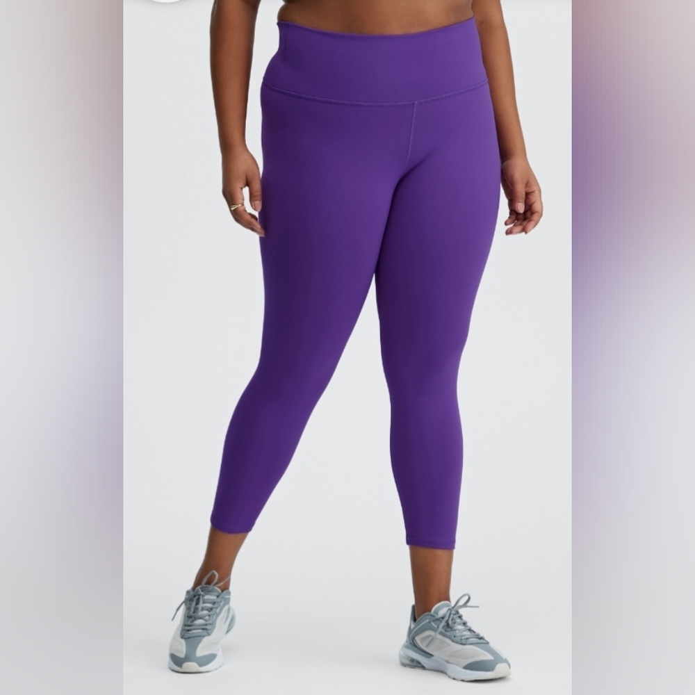 NWOT Fabletics Define Powerhold High Waisted 7/8 Leggings Purple XL